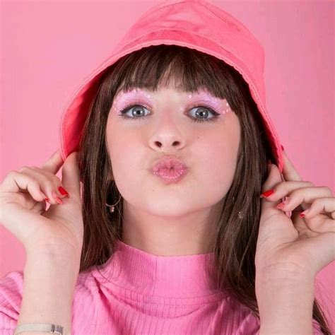 CURIOSIDADE SOBRE GIOVANNA ALPARONE : .